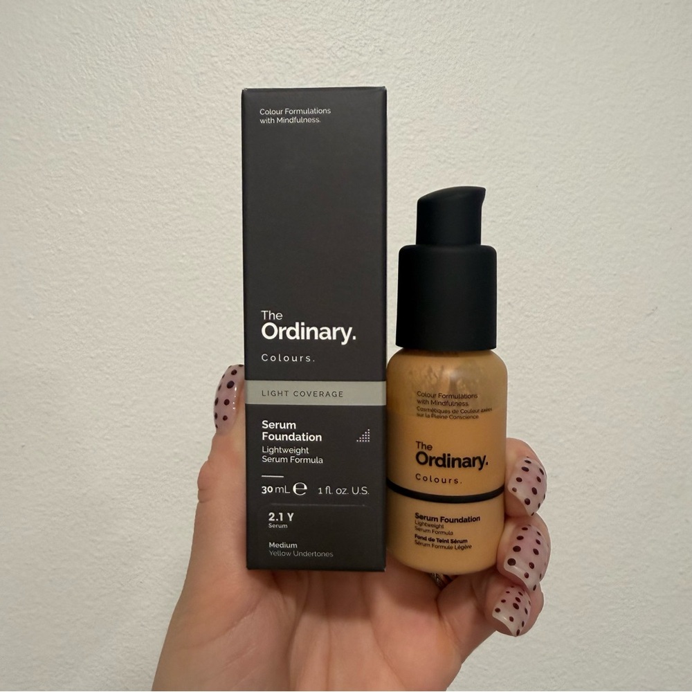 The Ordinary Colours Light Coverage Serum Foundation in 2.1 Y Medium 1 Fl Oz